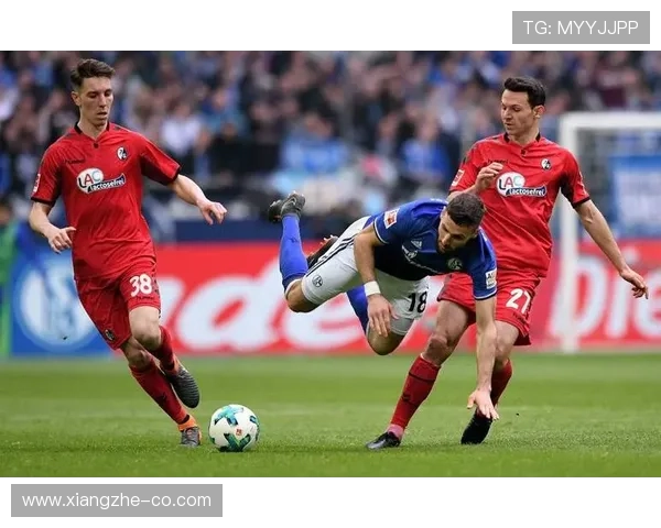 足球赛事新闻：近期多场关键对决结果出炉，联赛格局走势清晰